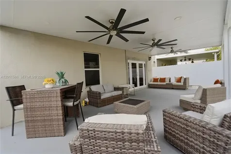 439 NE 6th Place Florida City FL 33034