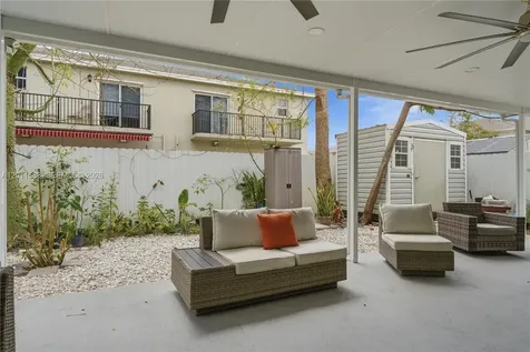 439 NE 6th Place Florida City FL 33034