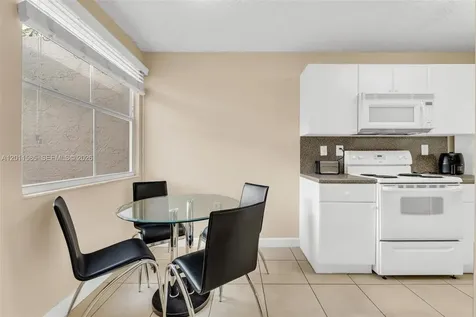 4647 NW 97th Place Doral FL 33178