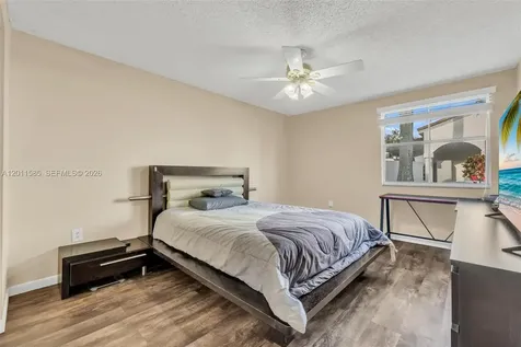 4647 NW 97th Place Doral FL 33178