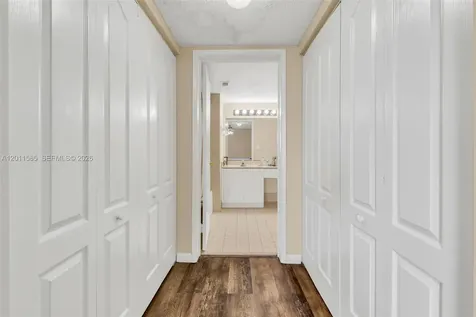 4647 NW 97th Place Doral FL 33178