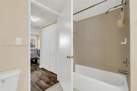 4647 NW 97th Place Doral FL 33178
