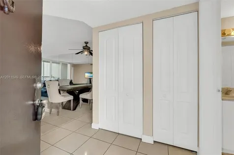 4647 NW 97th Place Doral FL 33178