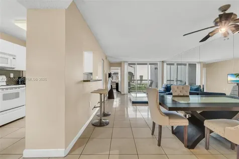 4647 NW 97th Place Doral FL 33178