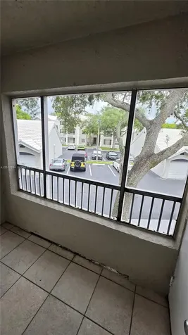 2880 N Oakland Forest Drive Oakland Park FL 33309