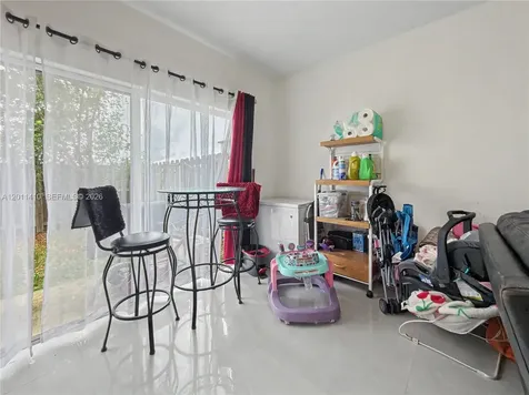 356 NW 12th Place Florida City FL 33034