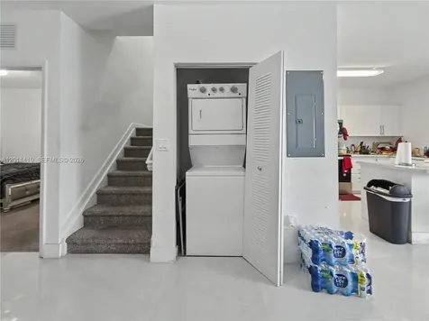 356 NW 12th Place Florida City FL 33034