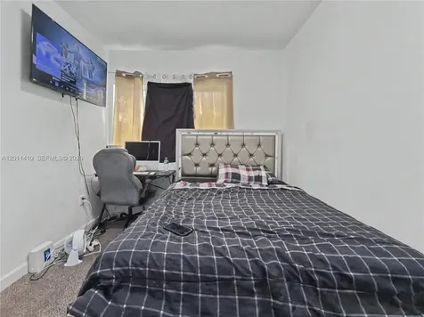 356 NW 12th Place Florida City FL 33034