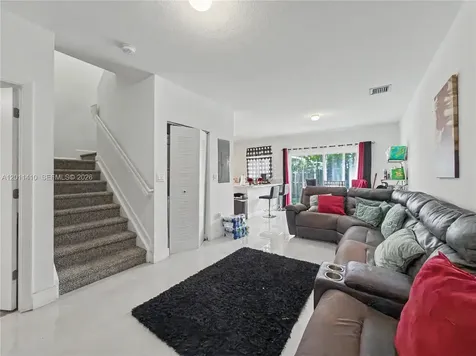 356 NW 12th Place Florida City FL 33034