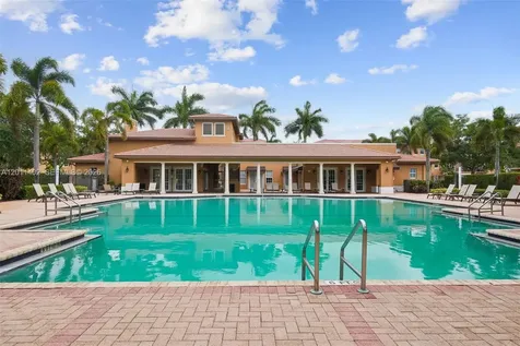 1049 SW 147th Avenue Pembroke Pines FL 33027