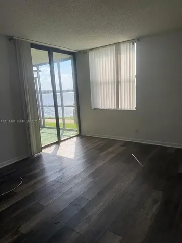 109 Lake Emerald Drive Oakland Park FL 33309