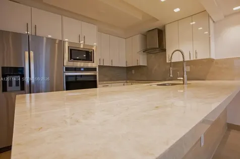1302 NE 191st Street Miami FL 33179