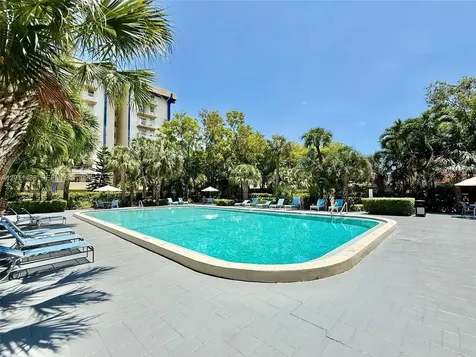 801 NW 47th Avenue Miami FL 33126