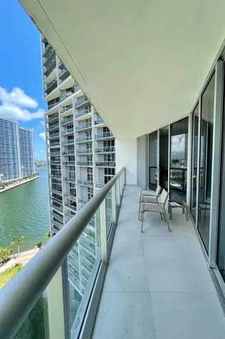 475 Brickell Avenue Miami FL 33131