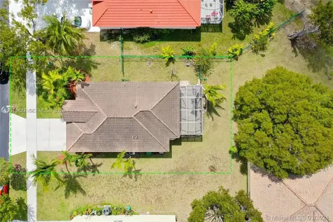 450 SE 30th Drive Homestead FL 33033