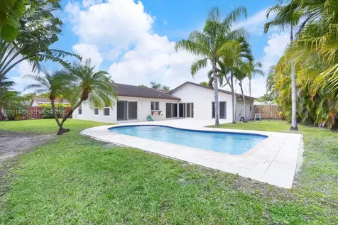 13530 SW 109th Terrace Miami FL 33186