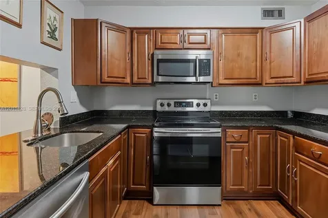 3083 N Oakland Forest Drive Oakland Park FL 33309