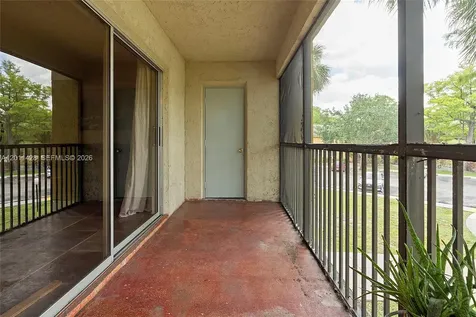 3083 N Oakland Forest Drive Oakland Park FL 33309