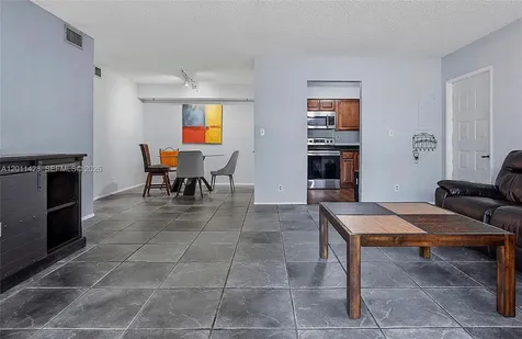 3083 N Oakland Forest Drive Oakland Park FL 33309
