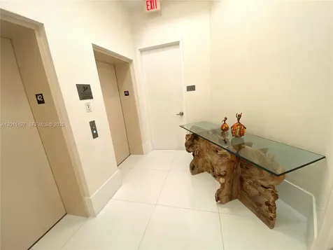 15811 Collins Avenue Sunny Isles Beach FL 33160