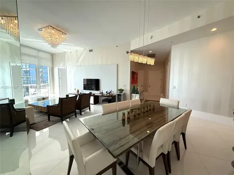 15811 Collins Avenue Sunny Isles Beach FL 33160