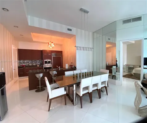15811 Collins Avenue Sunny Isles Beach FL 33160
