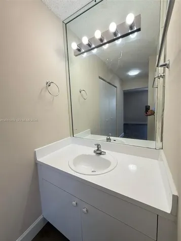 1755 W 60th Street Hialeah FL 33012