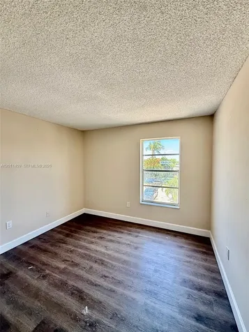1755 W 60th Street Hialeah FL 33012