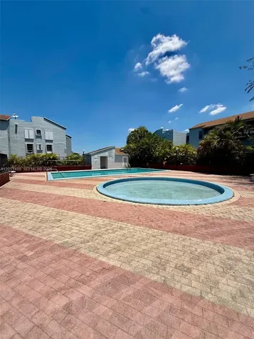 1755 W 60th Street Hialeah FL 33012