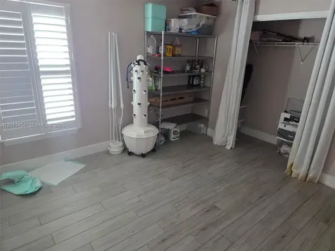 1005 SW Bay State Road Port St. Lucie FL 34953