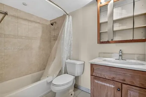 20731 NE 4th Place Miami FL 33179