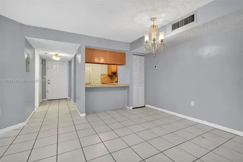 20731 NE 4th Place Miami FL 33179