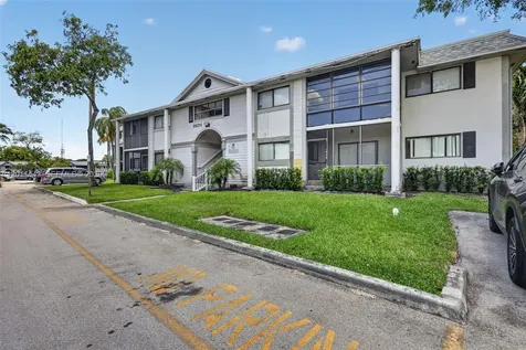 20731 NE 4th Place Miami FL 33179