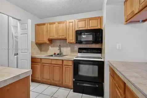 20731 NE 4th Place Miami FL 33179