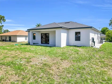 4204 3rd Street W Lehigh Acres FL 33971