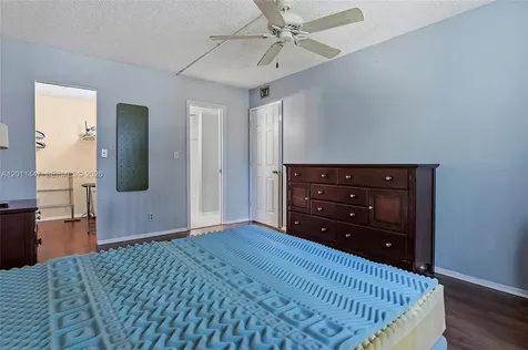 3083 N Oakland Forest Drive Oakland Park FL 33309