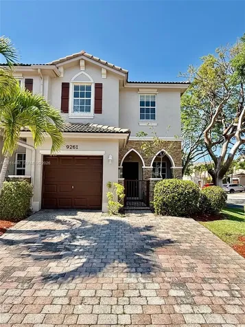 9261 SW 220th Terrace Cutler Bay FL 33190