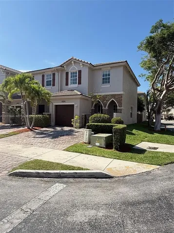 9261 SW 220th Terrace Cutler Bay FL 33190