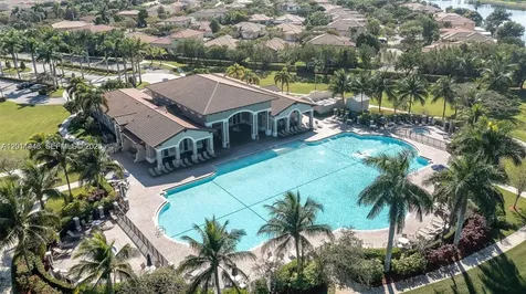 9261 SW 220th Terrace Cutler Bay FL 33190
