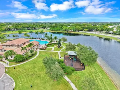 9261 SW 220th Terrace Cutler Bay FL 33190