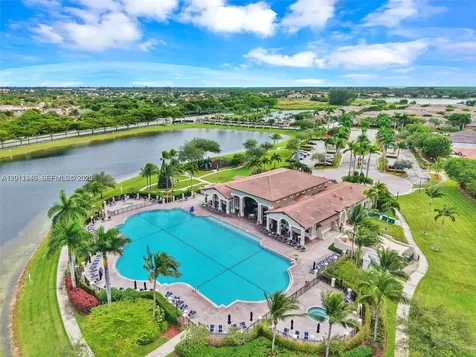 9261 SW 220th Terrace Cutler Bay FL 33190
