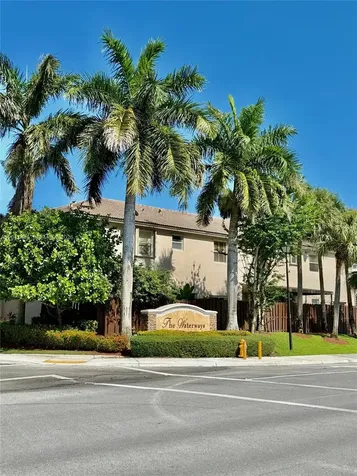 9261 SW 220th Terrace Cutler Bay FL 33190