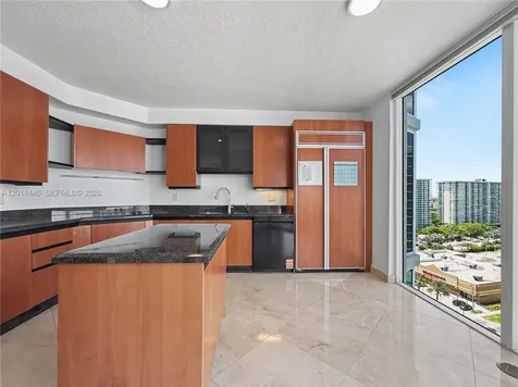 17555 Collins Avenue Sunny Isles Beach FL 33160