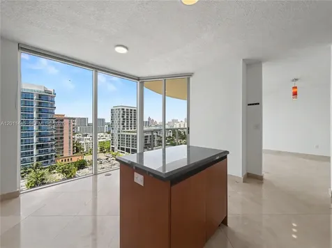 17555 Collins Avenue Sunny Isles Beach FL 33160