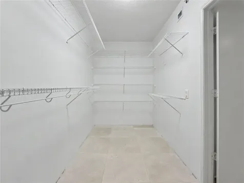 17555 Collins Avenue Sunny Isles Beach FL 33160