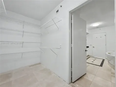 17555 Collins Avenue Sunny Isles Beach FL 33160