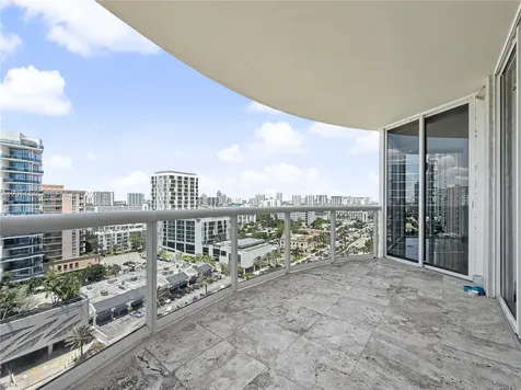 17555 Collins Avenue Sunny Isles Beach FL 33160