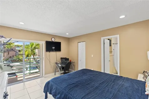 12035 SW 19th Terrace Miami FL 33175