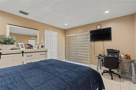 12035 SW 19th Terrace Miami FL 33175