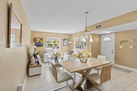 12035 SW 19th Terrace Miami FL 33175